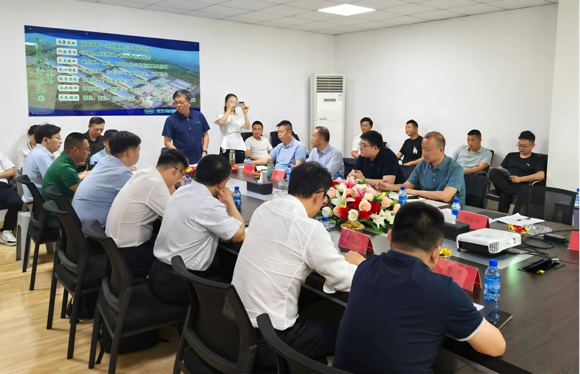 擎动长江经济带产业升级 天逸集团深度赋能湖北商专用车出口出海